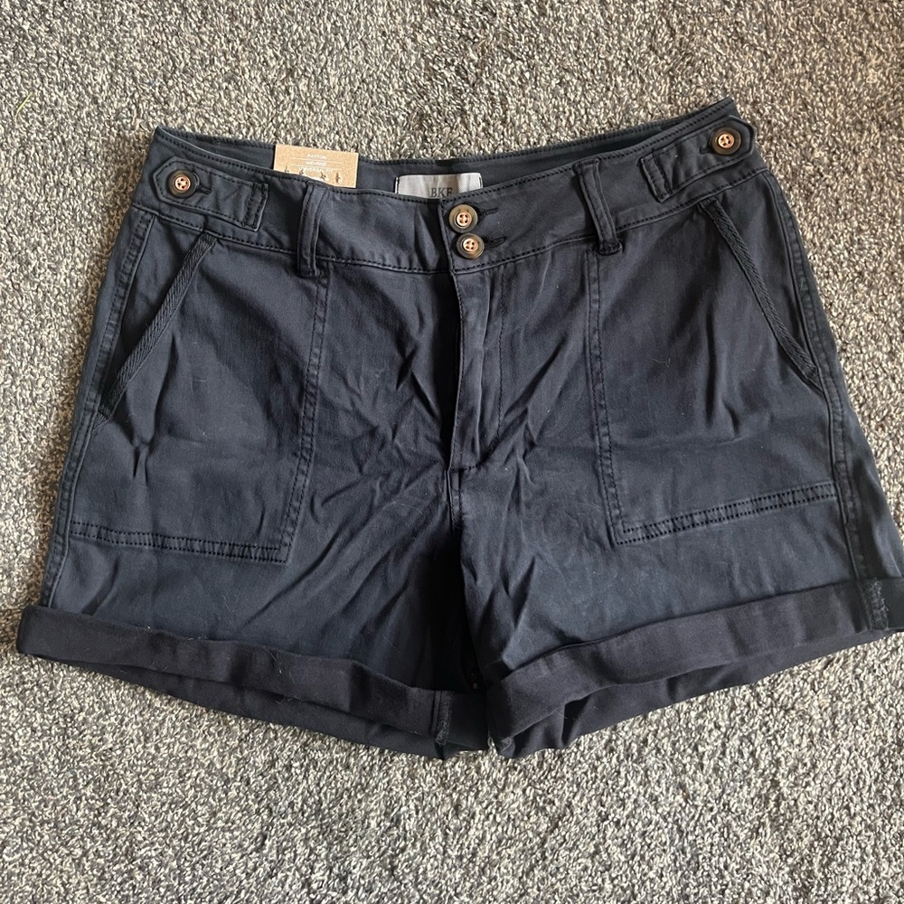 New with tags.BKE Payton fit Mid-rise shorts. Navy blue.